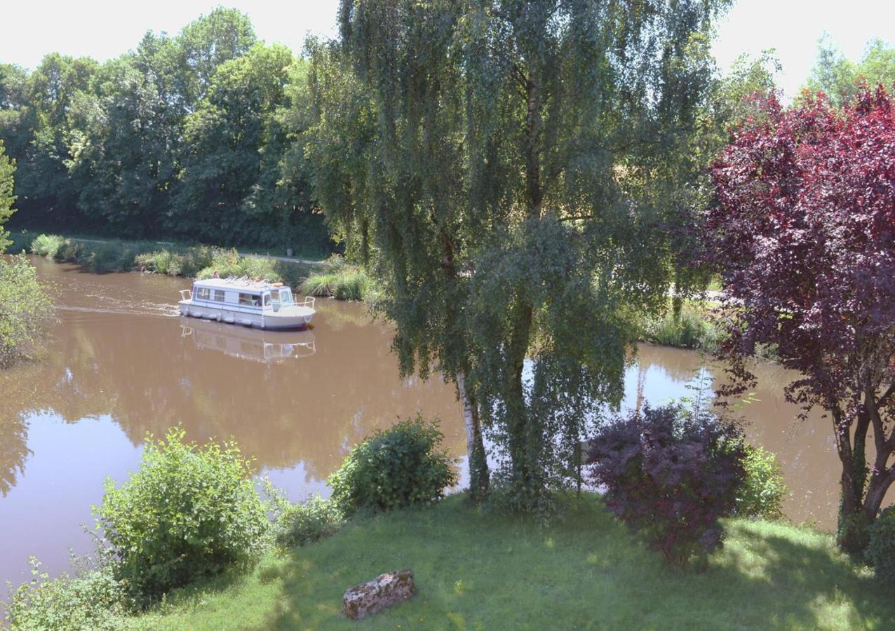 Le Moulin Du Mottay Bed & Breakfast Evran Exterior photo